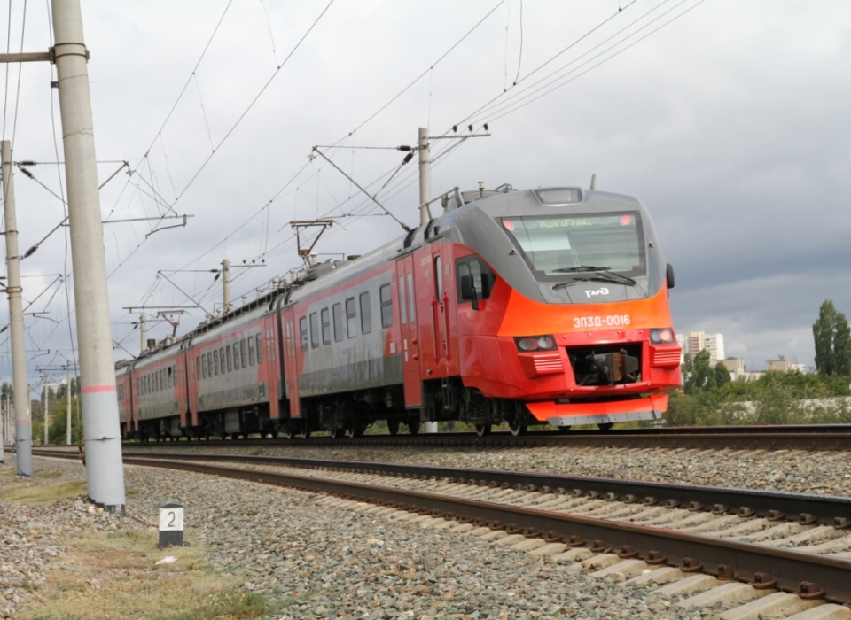Расписание пригородного поезда Чернышков – Волгоград-1 в Волгоградской области изменится 28 и 30 июля в связи с ремонтно-путевыми работами